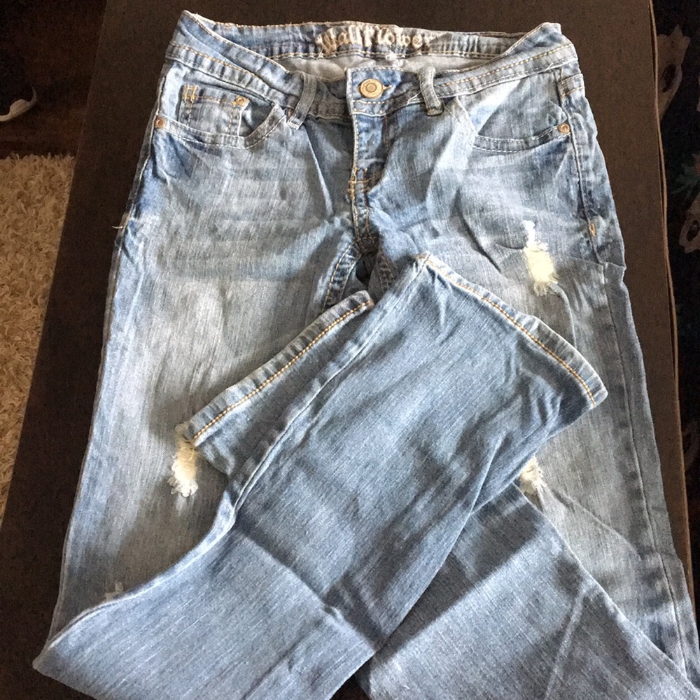 Jeans - Picture 2 of 3